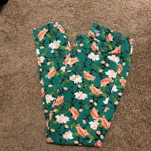 Old navy cropped pixie pants